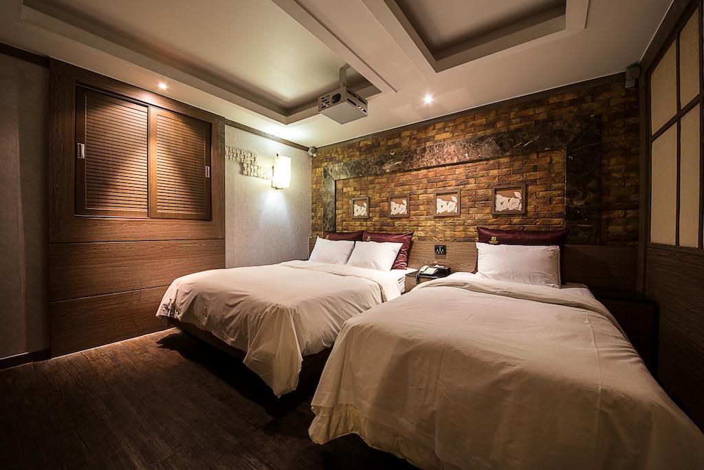 Hotel Valentine กวังมยอง ภายนอก รูปภาพ