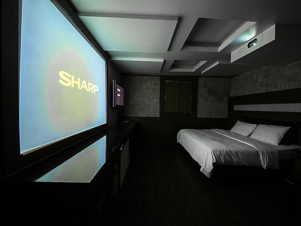 Hotel Valentine กวังมยอง ภายนอก รูปภาพ