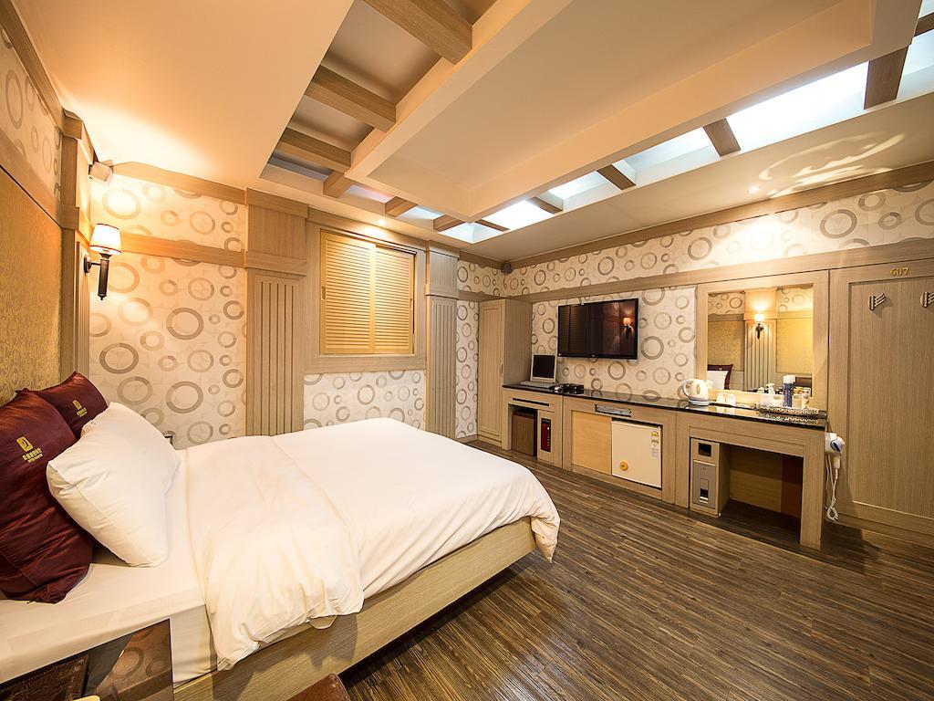Hotel Valentine กวังมยอง ภายนอก รูปภาพ