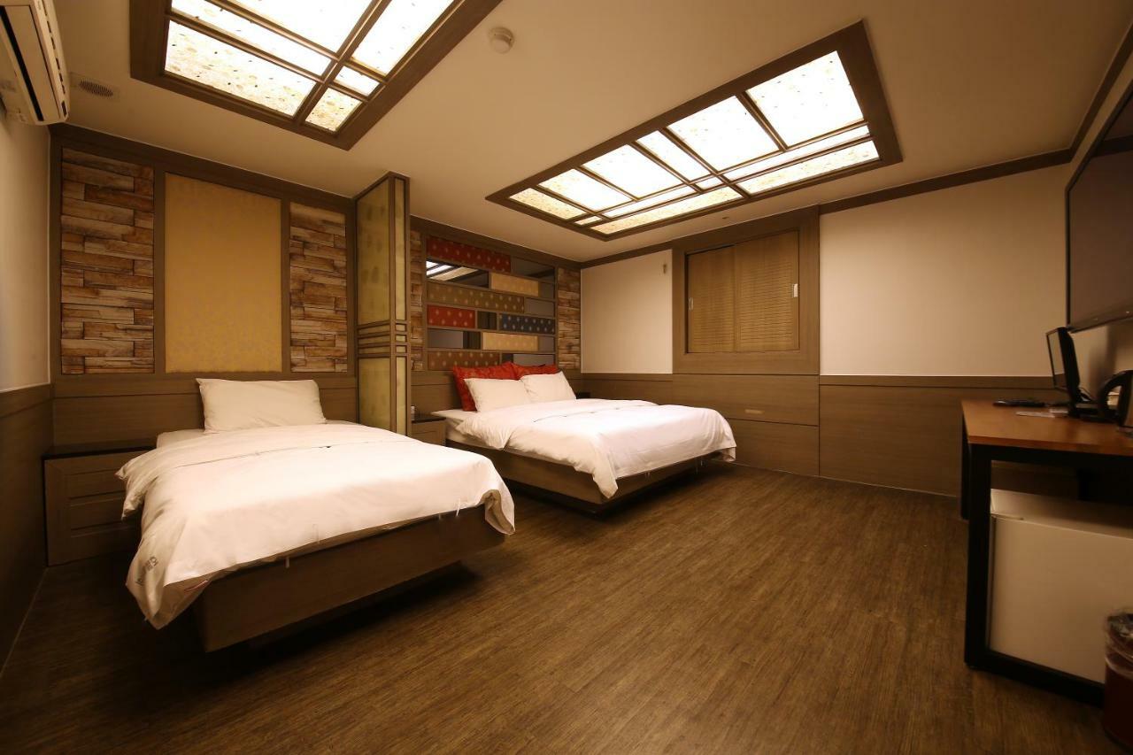 Hotel Valentine กวังมยอง ภายนอก รูปภาพ