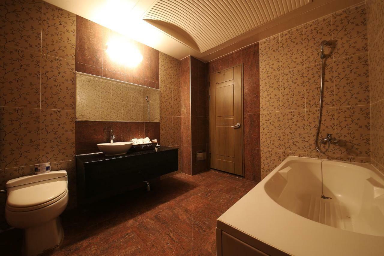 Hotel Valentine กวังมยอง ภายนอก รูปภาพ